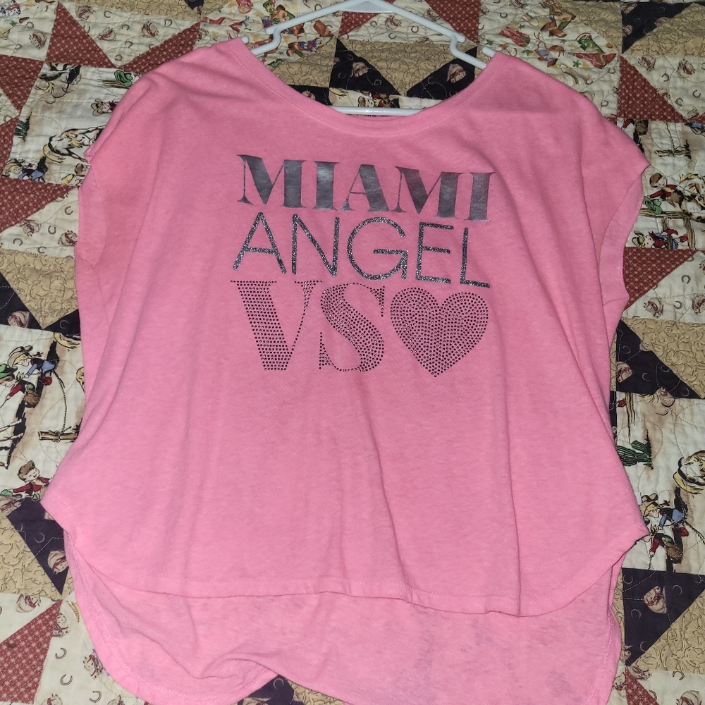 VS Pink Top - Picture 2 of 6